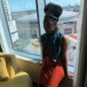 Meet your Posher, Karina